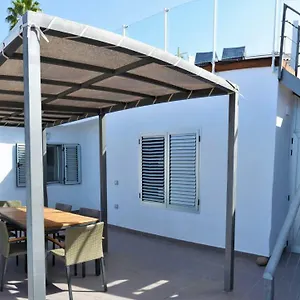  Vakantiehuis Casa La Vista - With Fantastic Sea Views